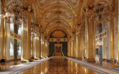 A Throne without Decay